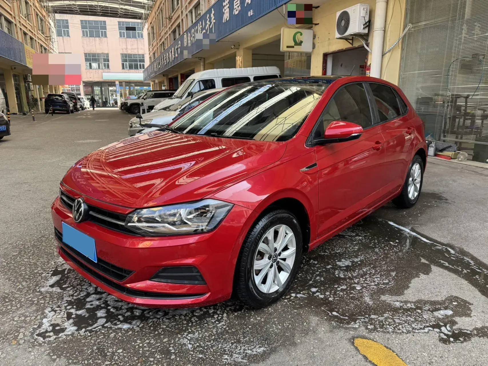 2021 VOLKSWAGEN POLO view 1