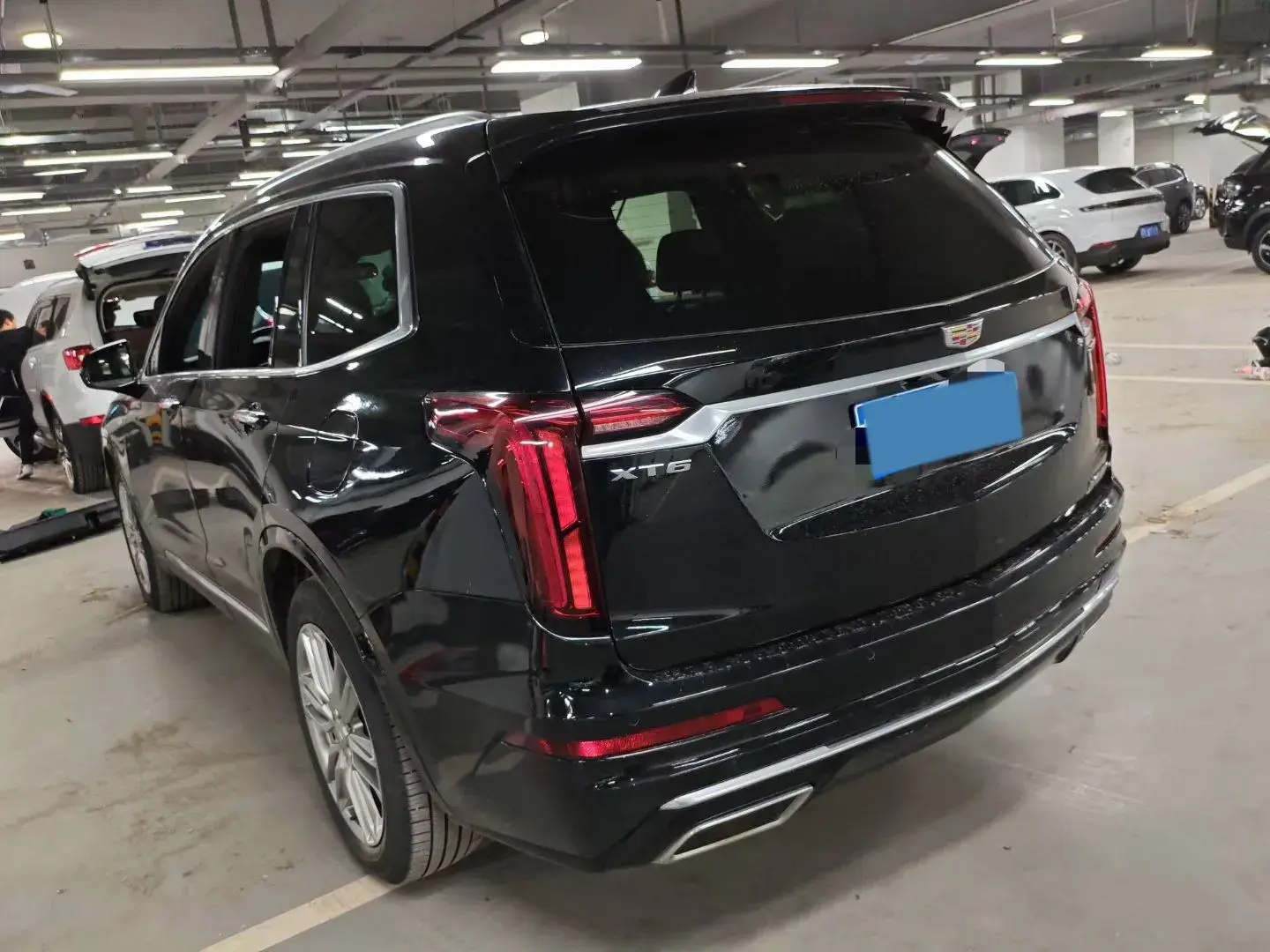 2021 CADILLAC XT6 thumbnail 3