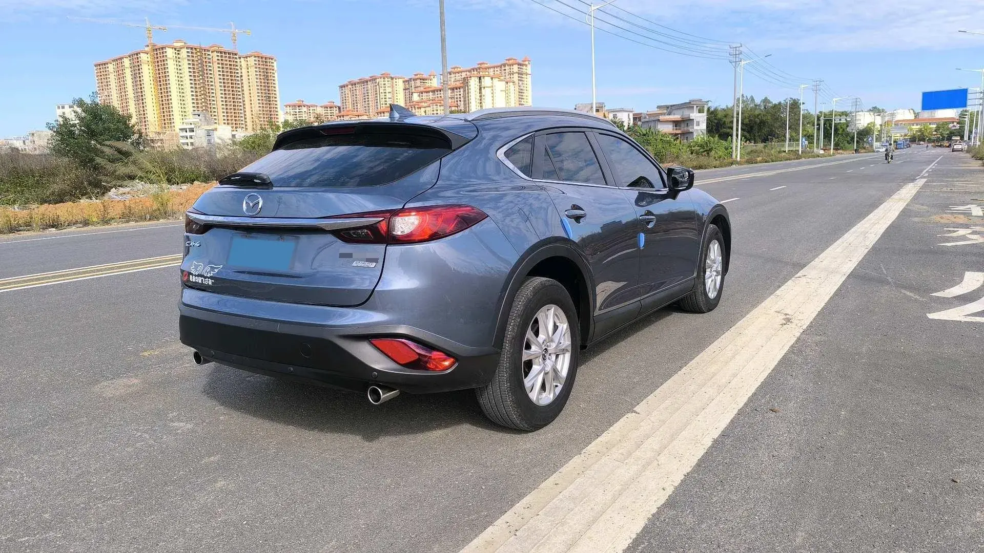 2018 MAZDA CX-4 thumbnail 4