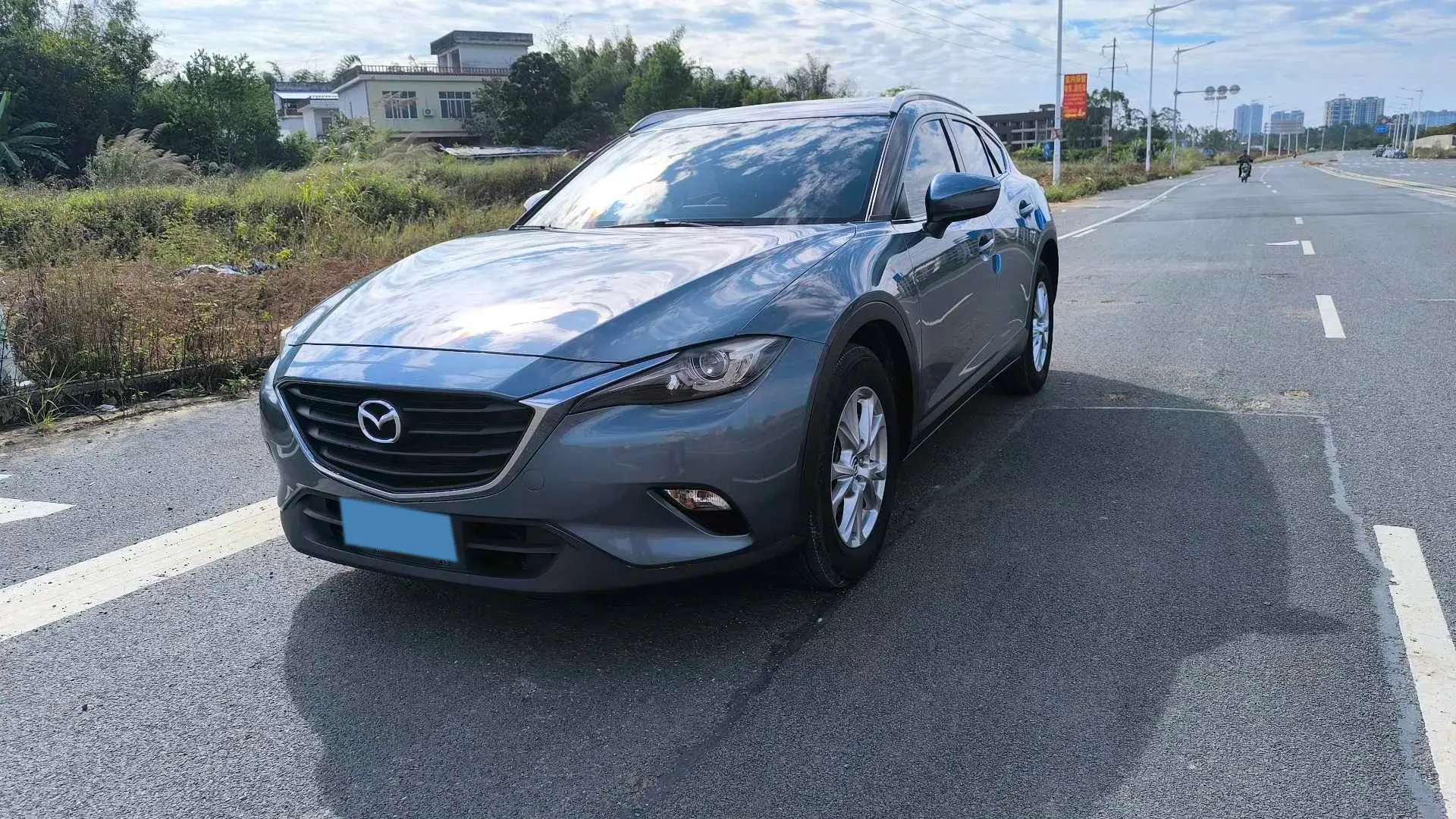 2018 MAZDA CX-4 view 1