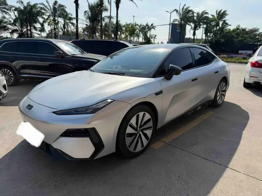2024 Geely Galaxy E8 BEV 76KWH