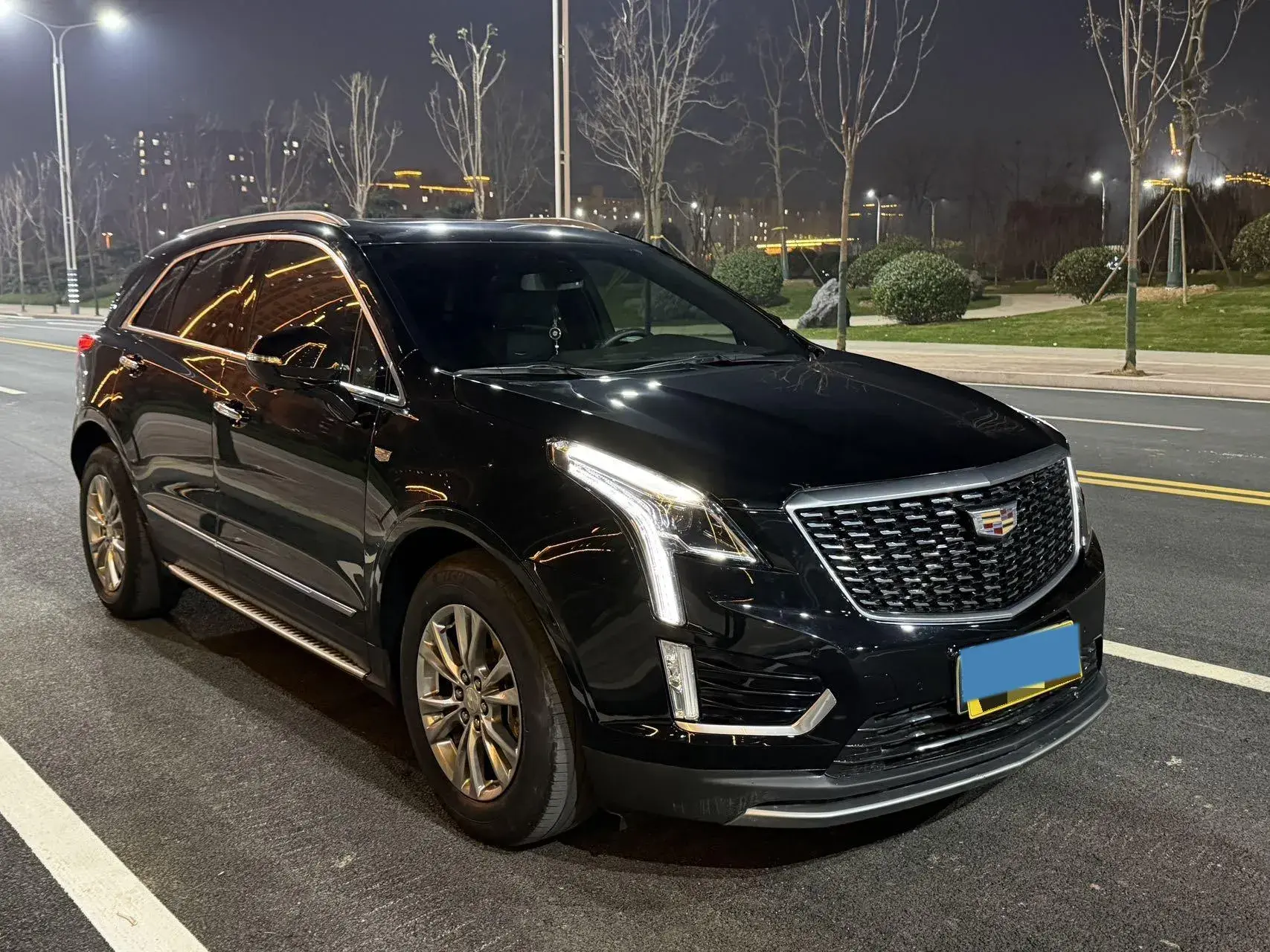 2021 CADILLAC XT5 thumbnail 3