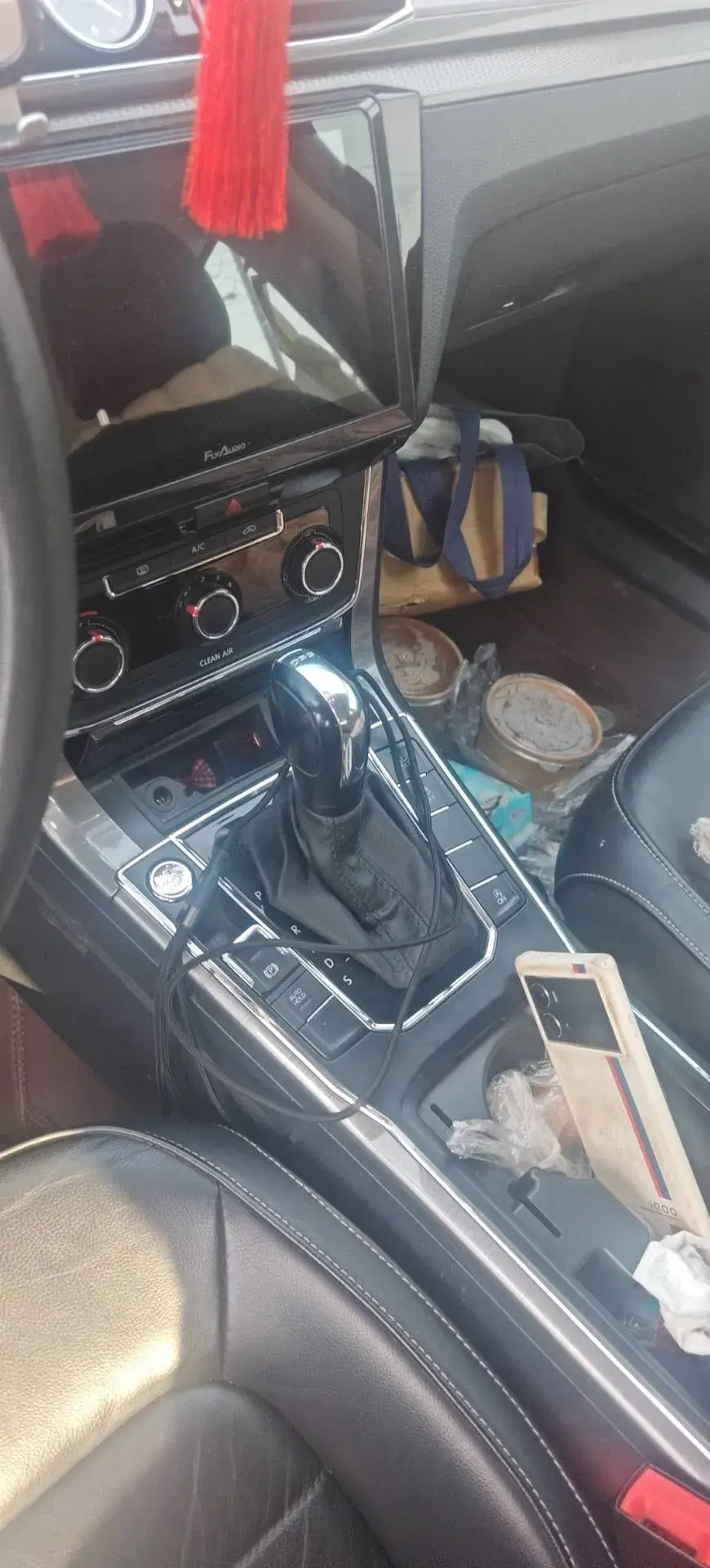 2017 VOLKSWAGEN PASSAT thumbnail 4