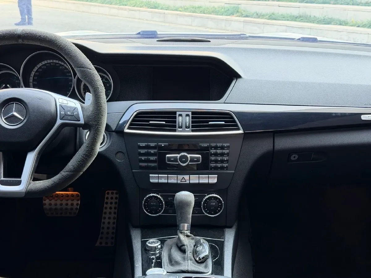 2014 Mercedes-Benz C AMG 6.2L 507HP V8 7AT,autocango,china used car exporter,china ev exporter,chinese used car exporter,chinese used ev exporter