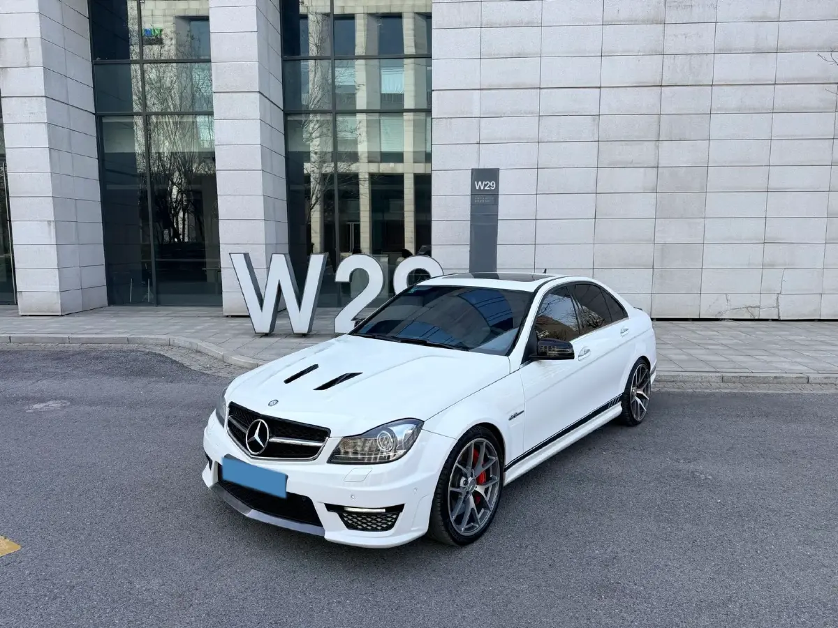 2014 Mercedes-Benz C AMG 6.2L 507HP V8 7AT