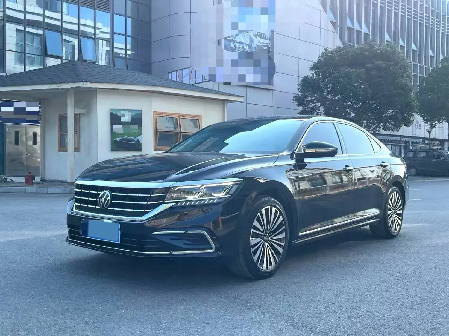 2022 VOLKSWAGEN PASSAT view 1