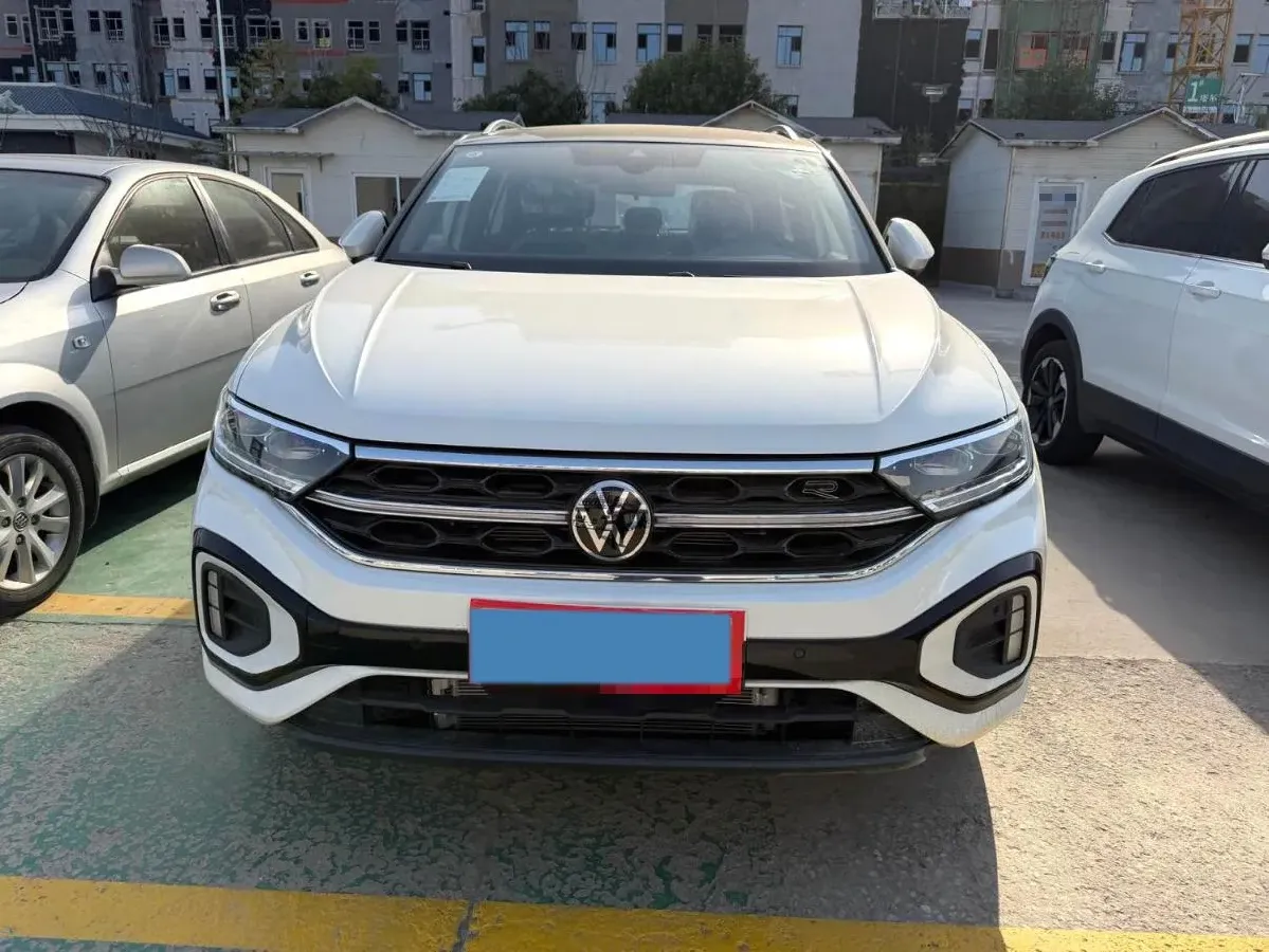 2026 Volkswagen T-Roc 1.5T 160HP L4 7DCT,autocango,china used car exporter,china ev exporter,chinese used car exporter,chinese used ev exporter