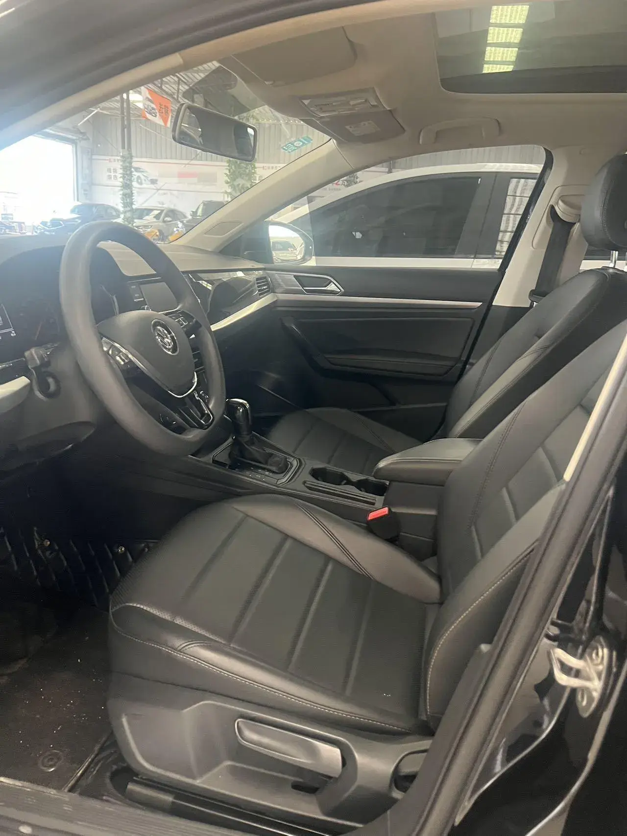 2019 VOLKSWAGEN LAVIDA thumbnail 2