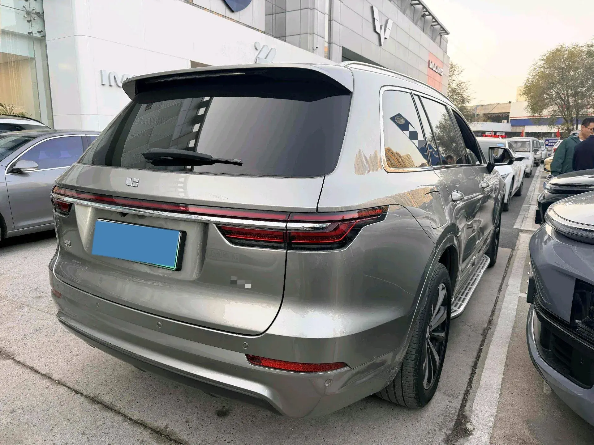 2020 LI ONE thumbnail 4