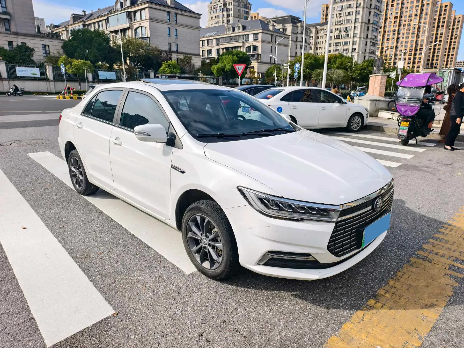 2021 BYD QIN thumbnail 3