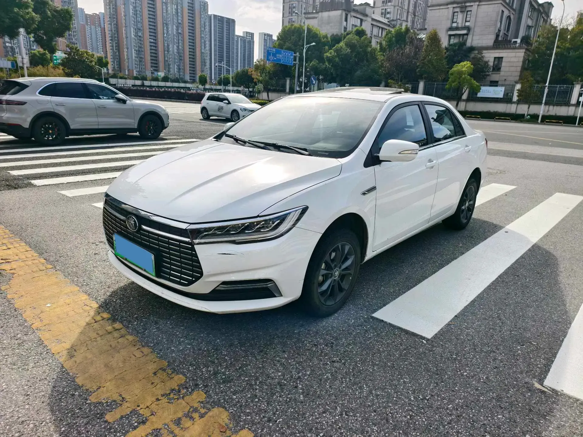 2021 BYD QIN view 1