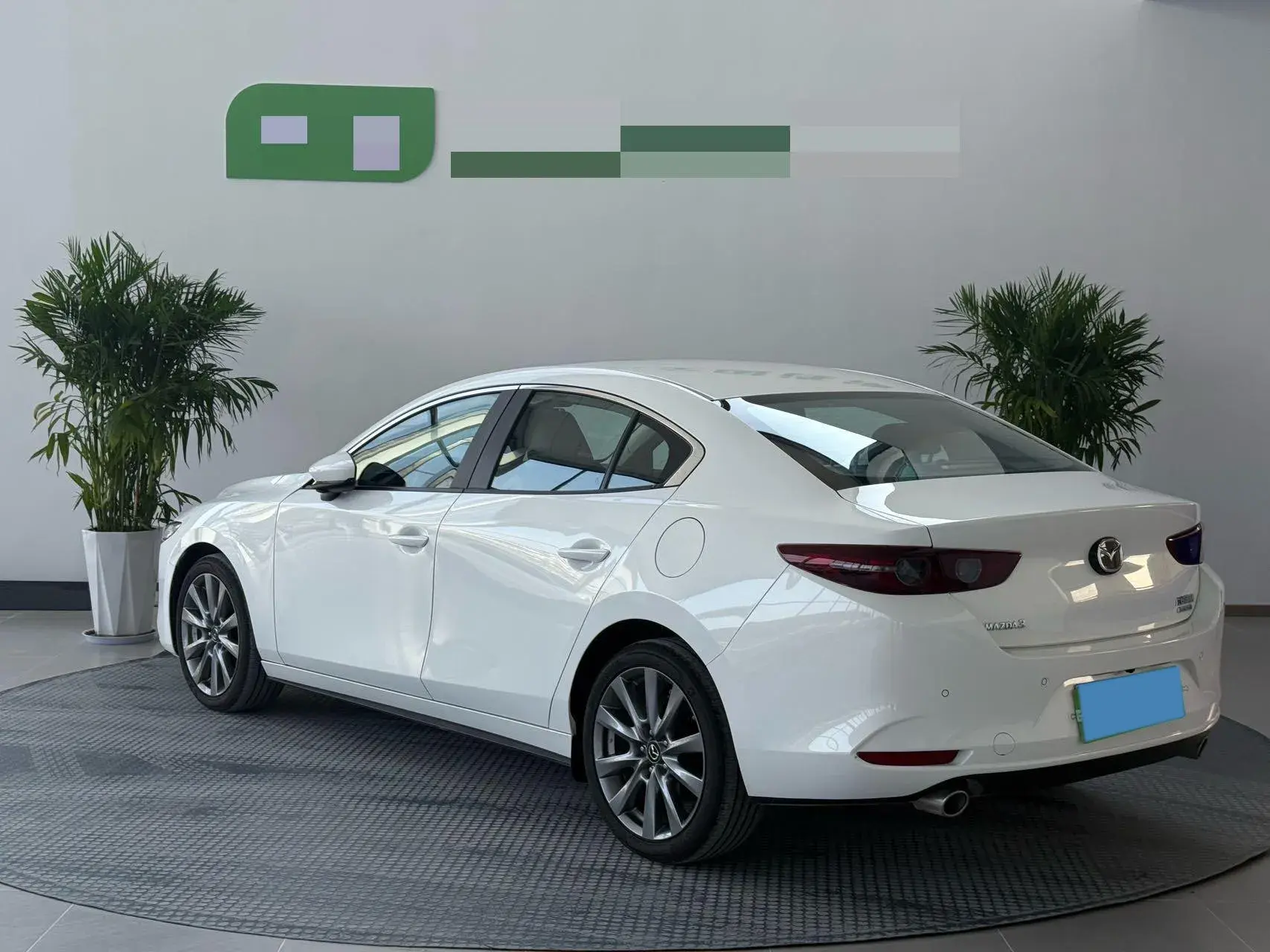 2022 MAZDA 3 thumbnail 4