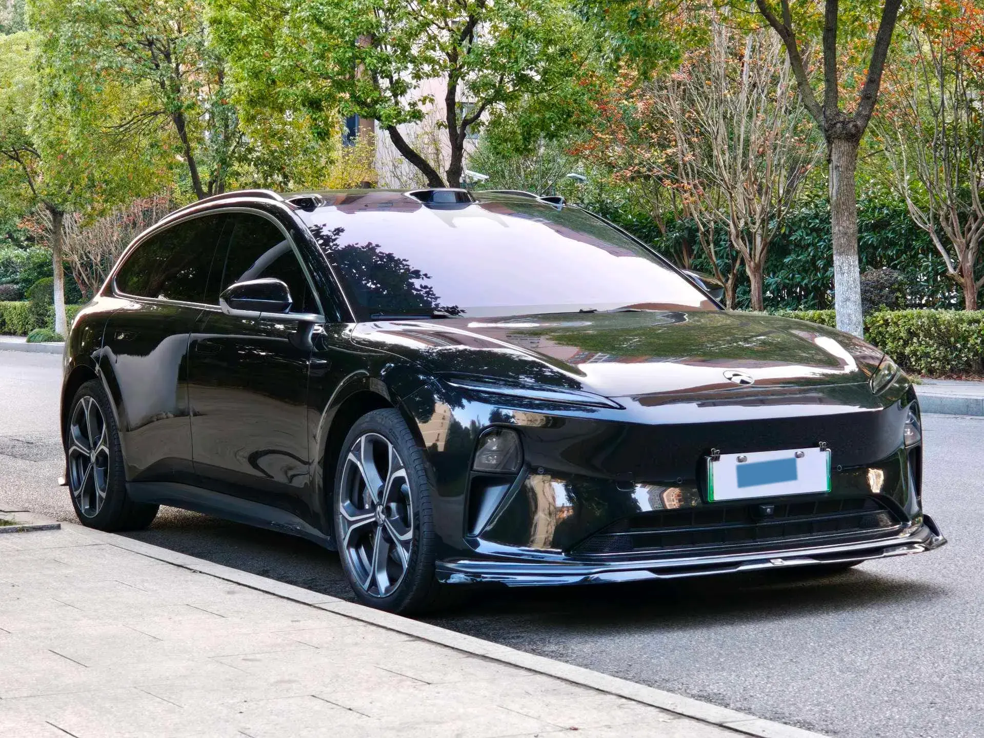 2024 NIO ET5T thumbnail 3