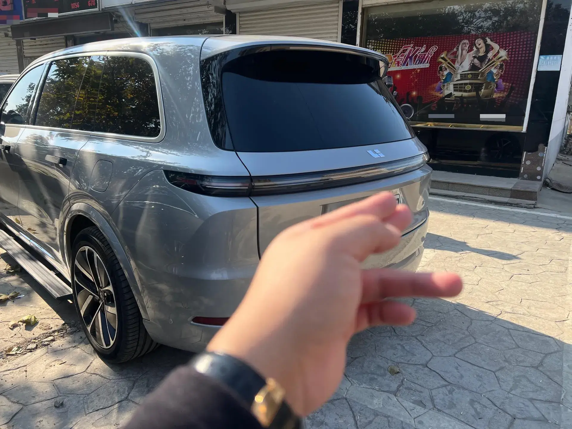 2022 LI L9 thumbnail 3