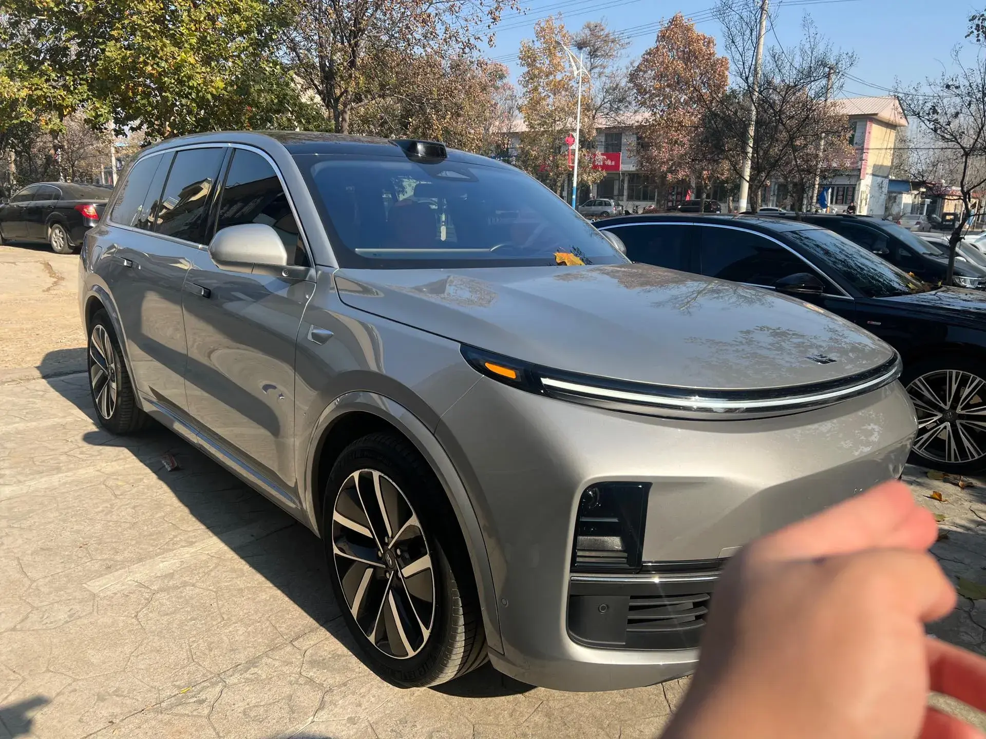 2022 LI L9 thumbnail 2