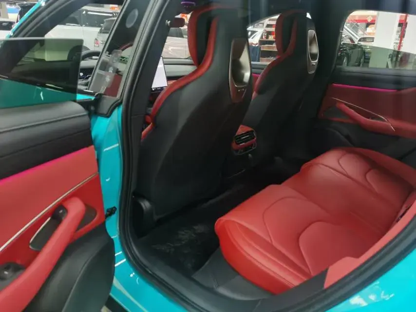 2024 MI SU7 thumbnail 4