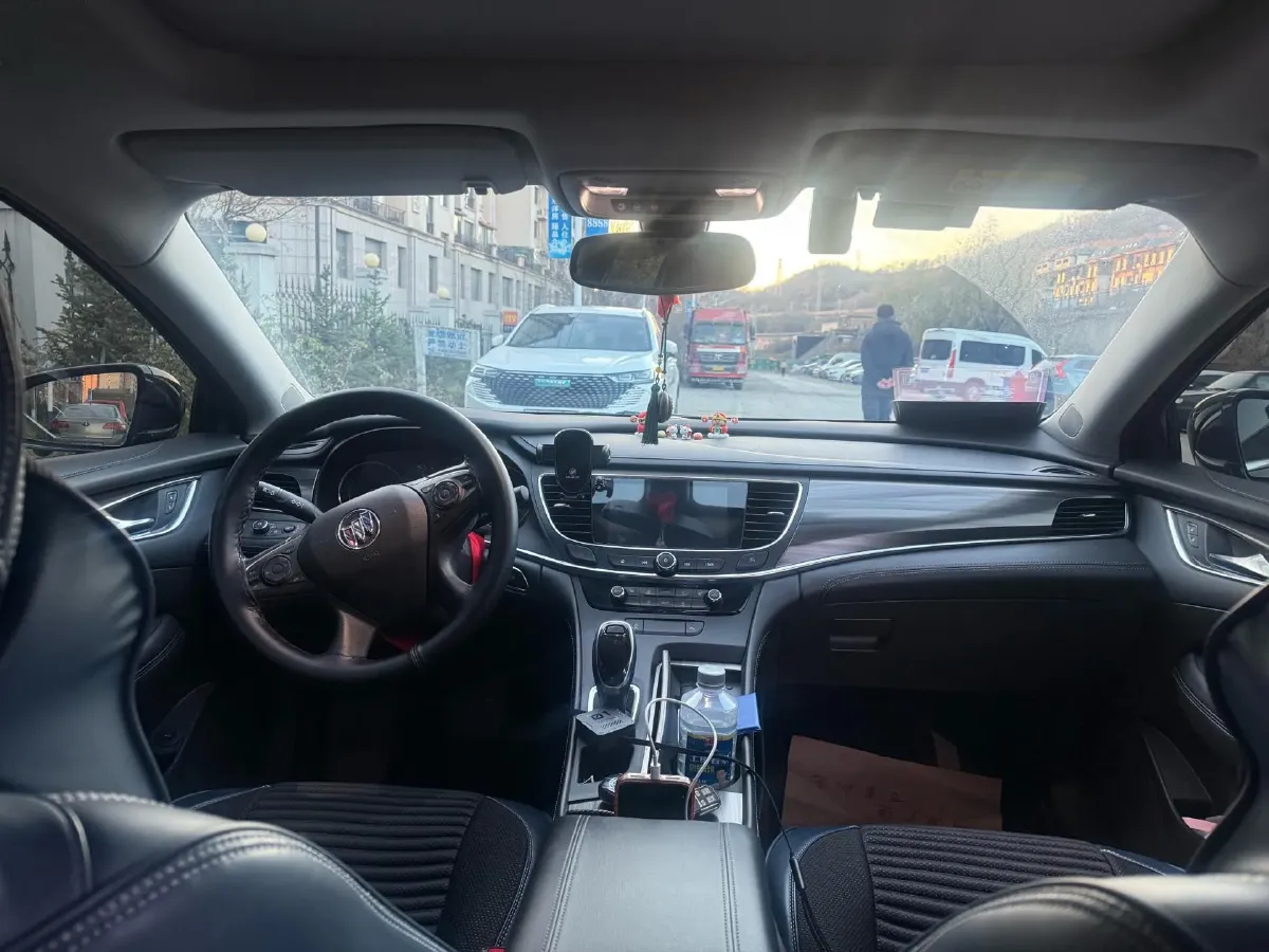 2022 Buick Larcosse 1.5T 169HP L4 9AT,autocango,china used car exporter,china ev exporter,chinese used car exporter,chinese used ev exporter
