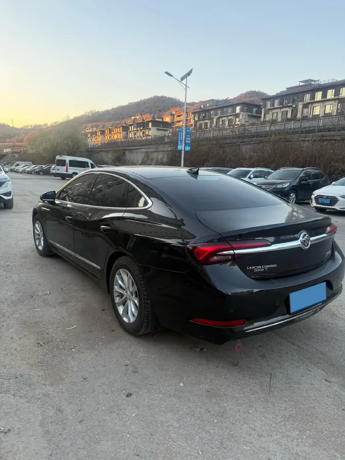 2022 Buick Larcosse 1.5T 169HP L4 9AT,autocango,china used car exporter,china ev exporter,chinese used car exporter,chinese used ev exporter