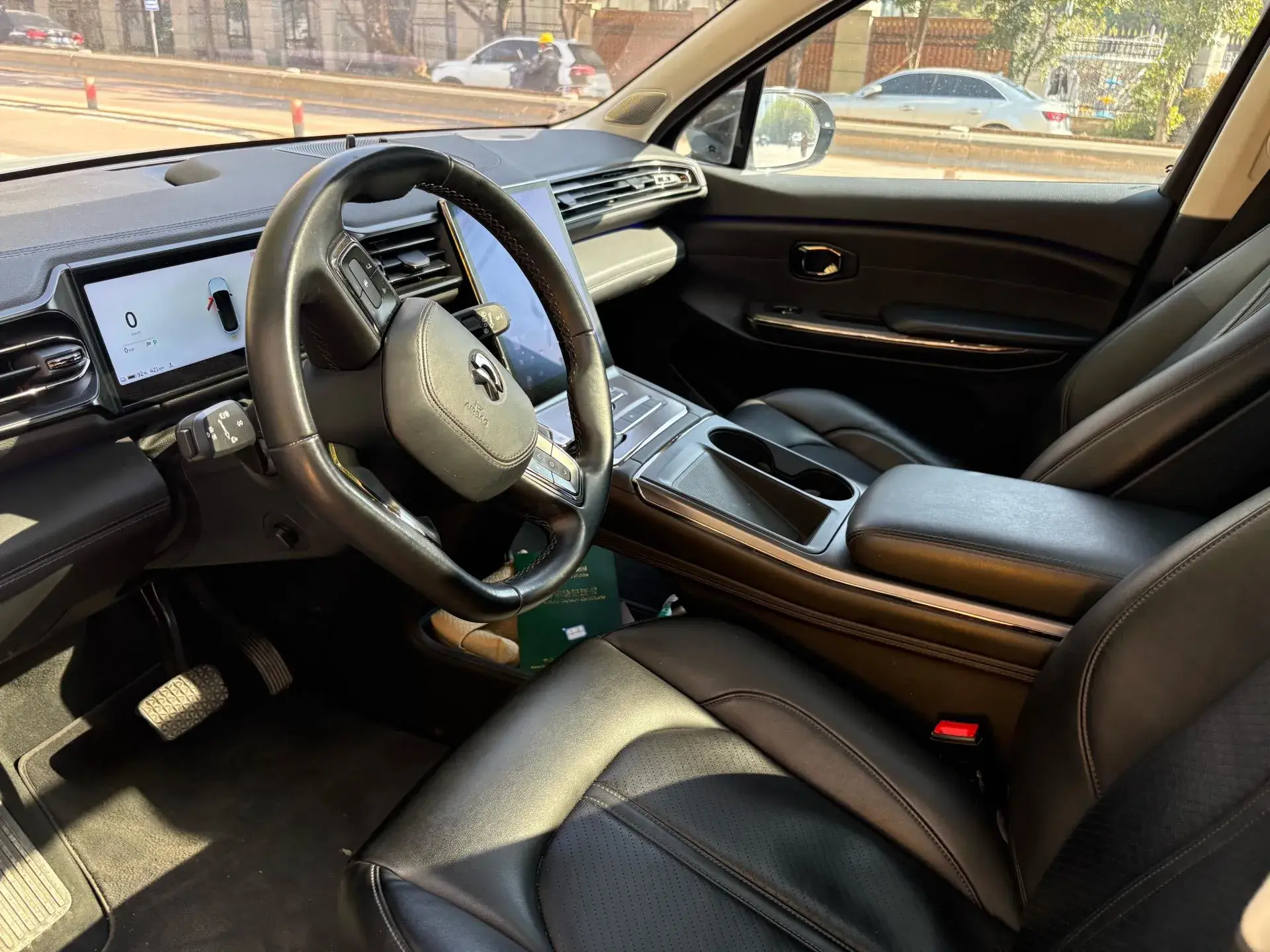 2020 NIO ES6 thumbnail 4