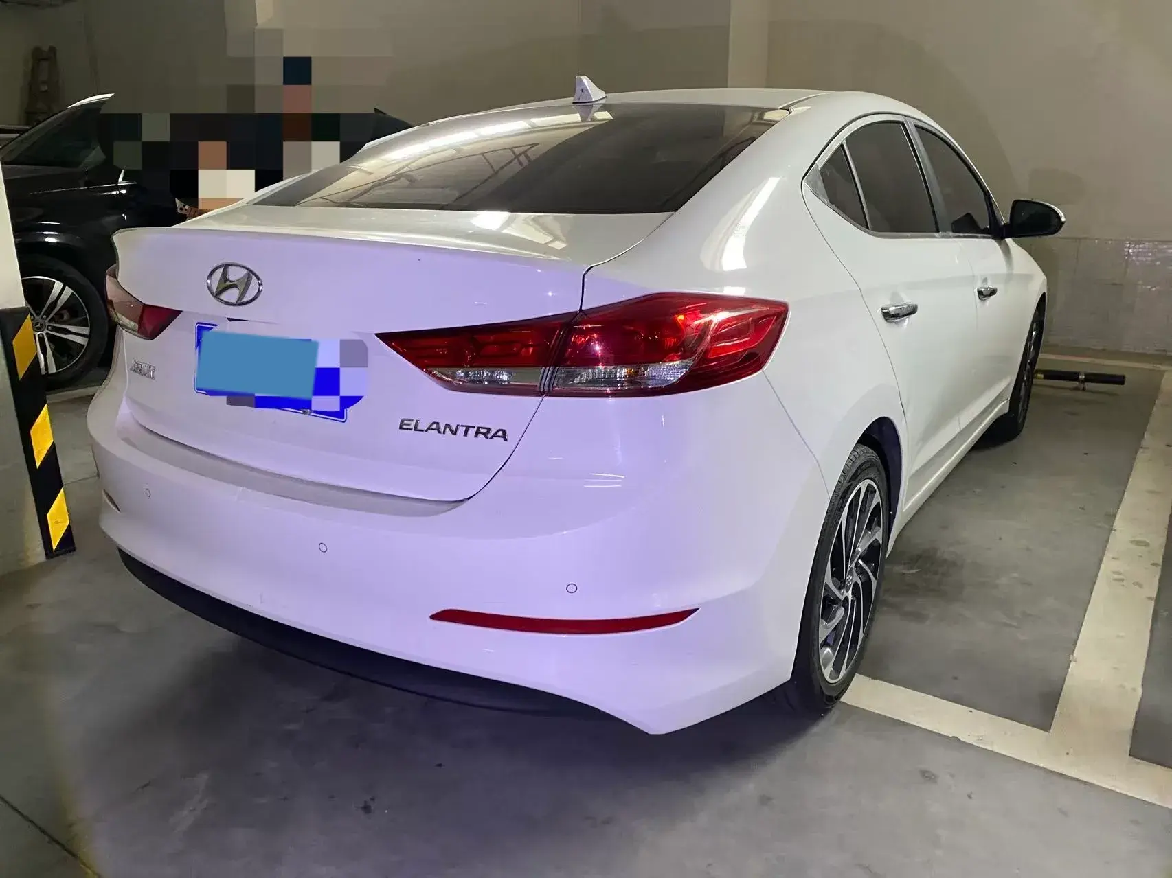 2020 HYUNDAI ELANTRA thumbnail 2
