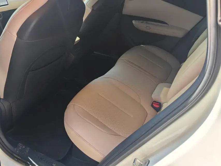 2025 LYNK&CO Z20 BEV 61.47KWH,autocango,china used car exporter,china ev exporter,chinese used car exporter,chinese used ev exporter