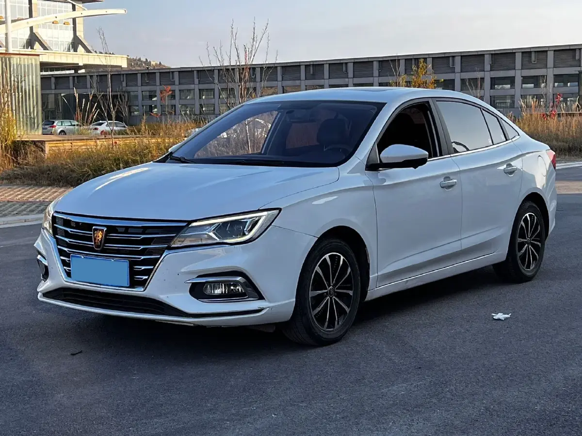 2020 Roewe i5 1.5L 120HP L4 CVT