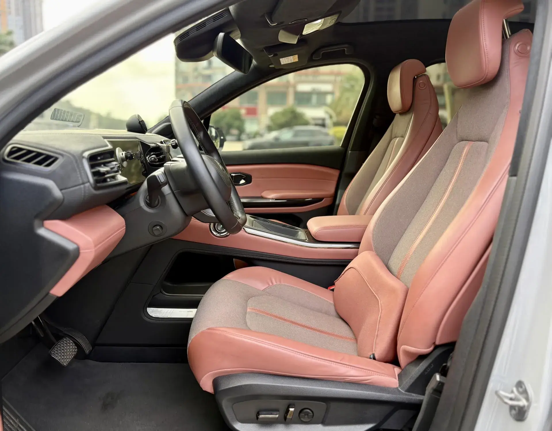 2020 NIO EC6 thumbnail 4