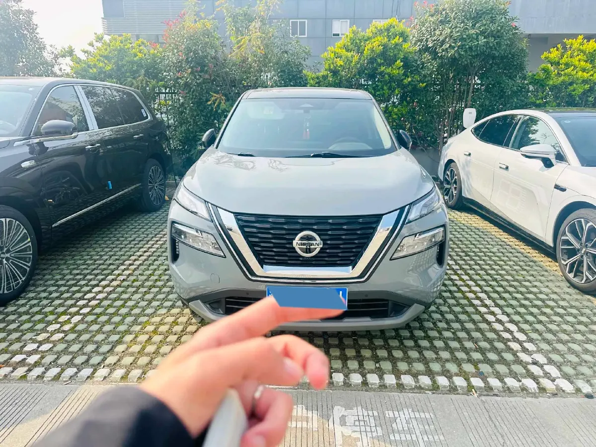 2021 Nissan X-Trail 1.5T 204HP L3 CVT,autocango,china used car exporter,china ev exporter,chinese used car exporter,chinese used ev exporter