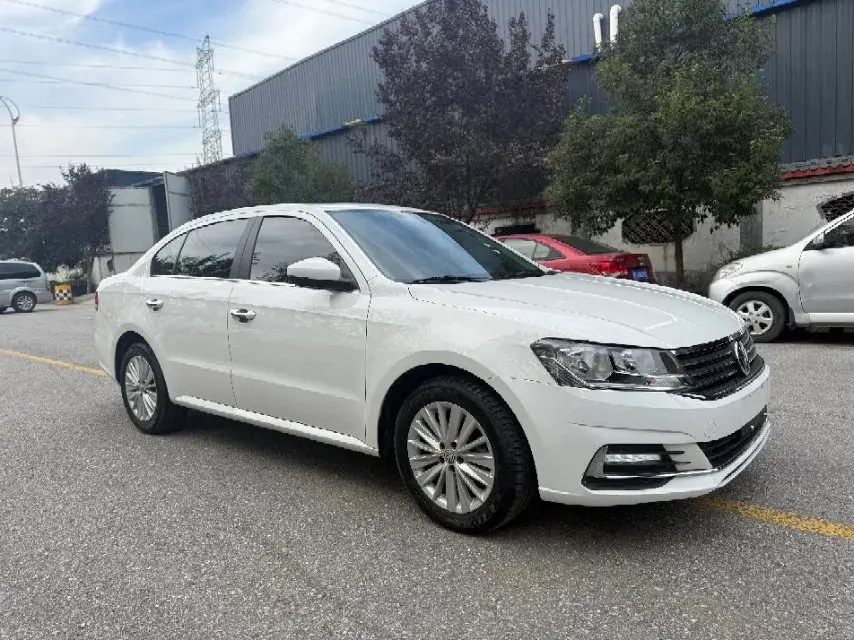 2019 VOLKSWAGEN LAVIDA thumbnail 3