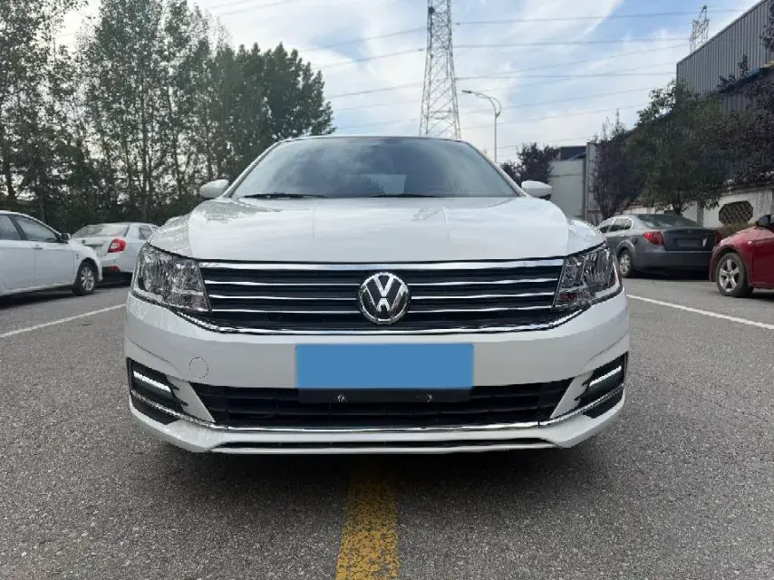 2019 VOLKSWAGEN LAVIDA thumbnail 2