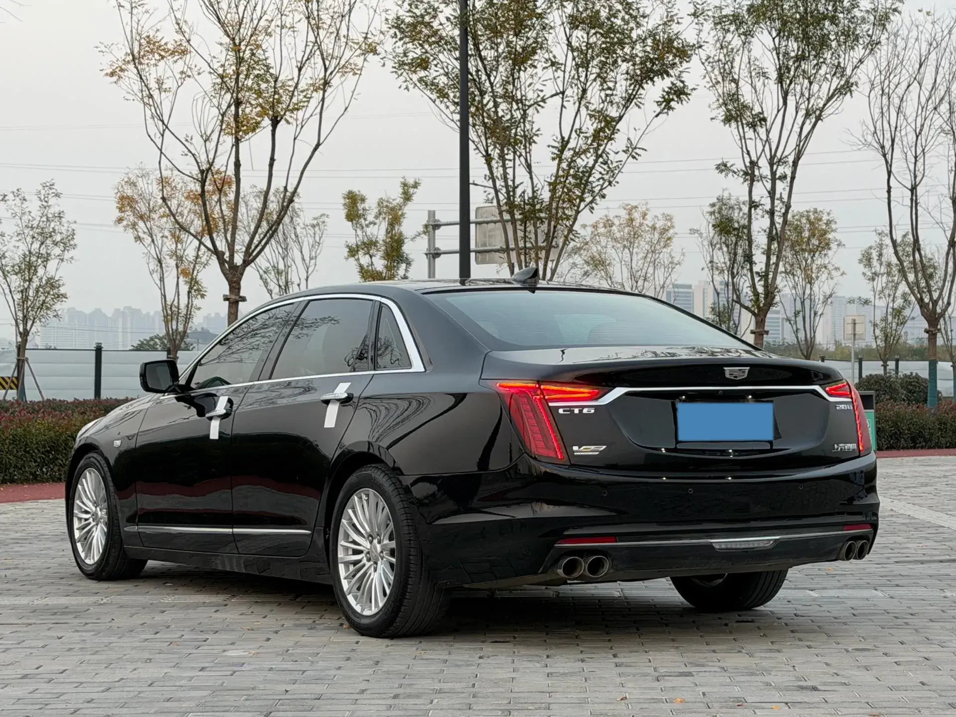 2021 CADILLAC CT6 thumbnail 4