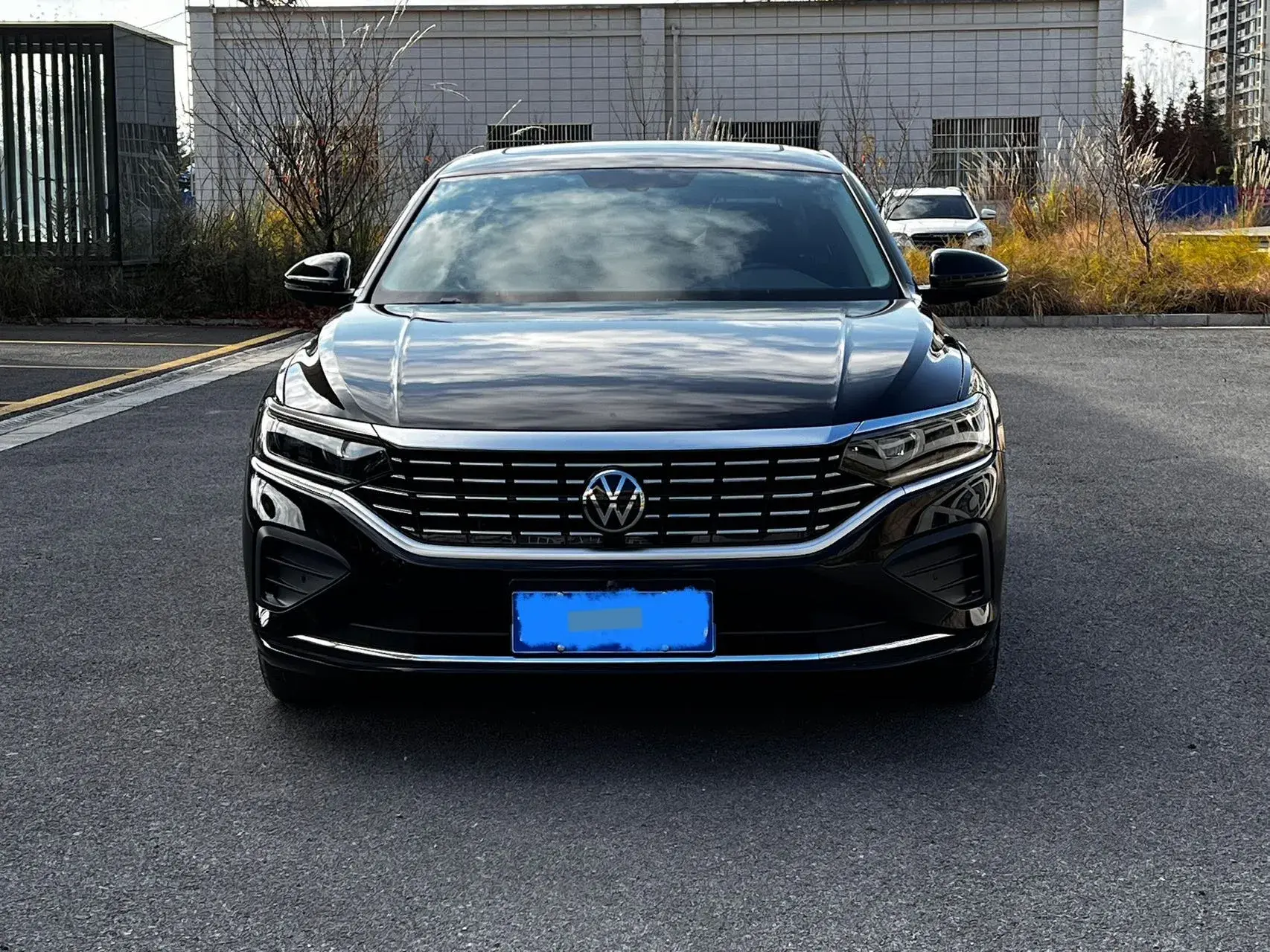 2025 VOLKSWAGEN PASSAT thumbnail 2