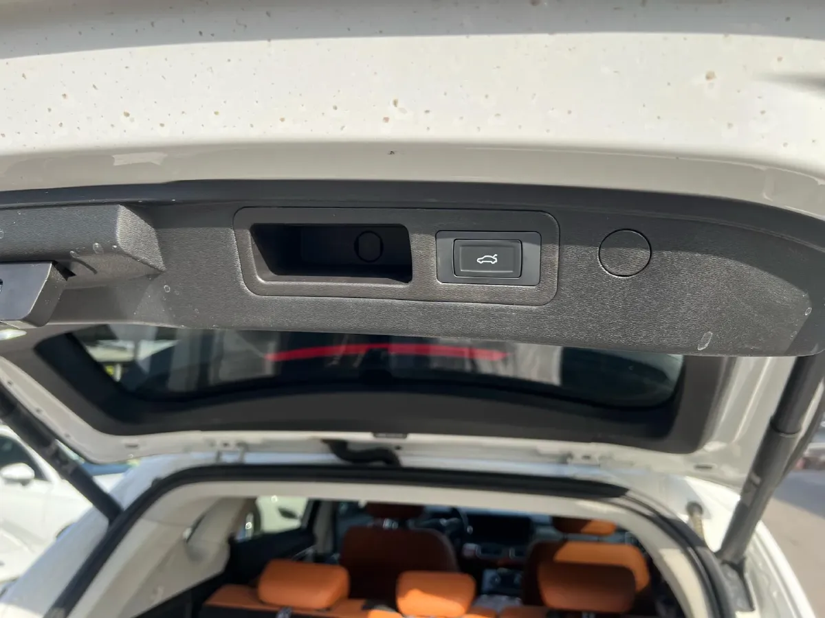 2024 Jetour ShanHai L7 1.5T 156HP L4 2DHT PHEV 19.43KWH,autocango,china used car exporter,china ev exporter,chinese used car exporter,chinese used ev exporter