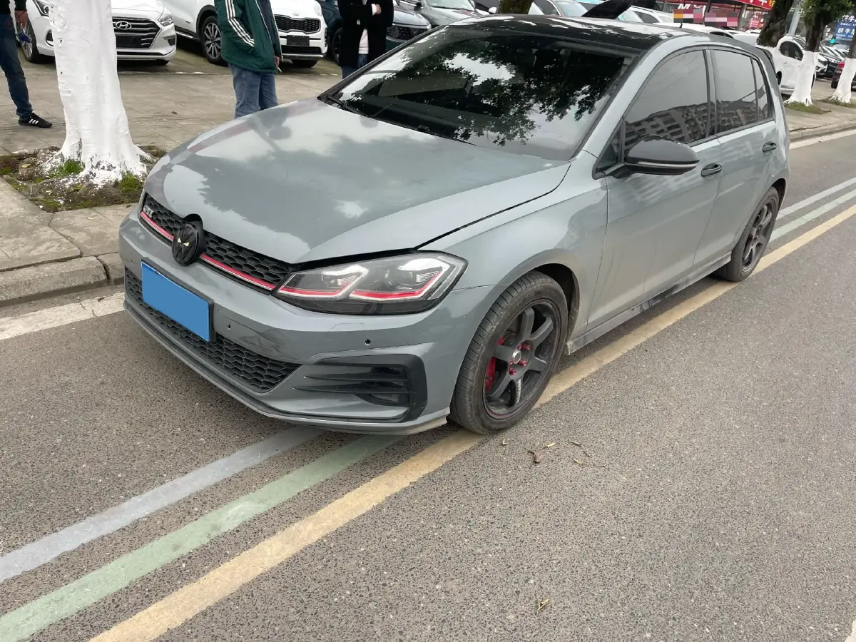 2019 Volkswagen Golf 1.4T 150HP L4 7DCT