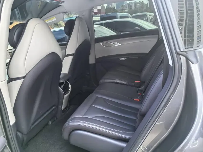 2023 IM LS7 BEV 90KWH,autocango,china used car exporter,china ev exporter,chinese used car exporter,chinese used ev exporter