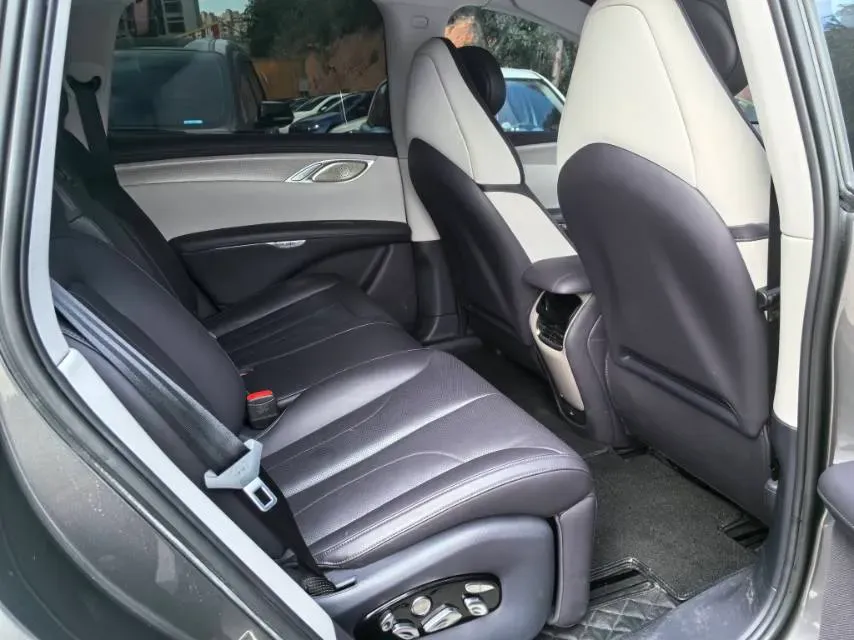 2023 IM LS7 BEV 90KWH,autocango,china used car exporter,china ev exporter,chinese used car exporter,chinese used ev exporter