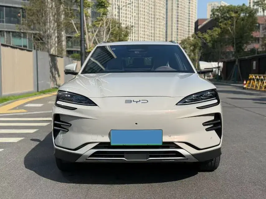 2025 BYD SONG thumbnail 2