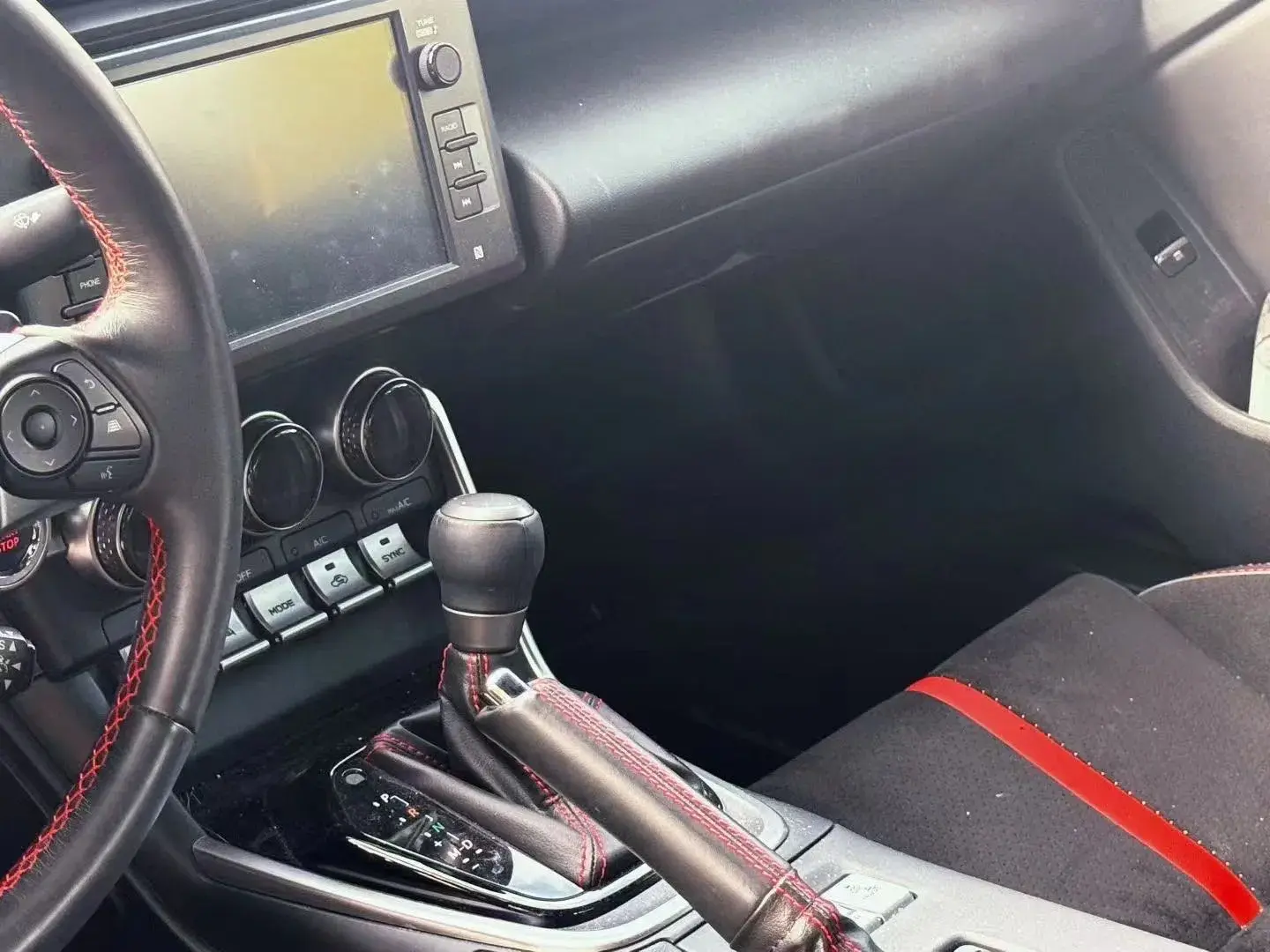 2022 SUBARU BRZ thumbnail 4