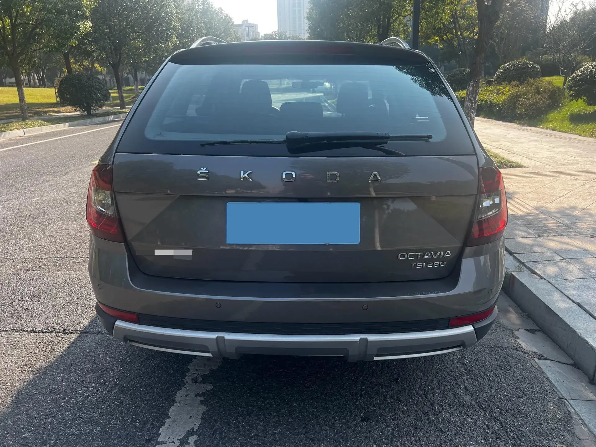 2018 SKODA OCTAVIA thumbnail 3