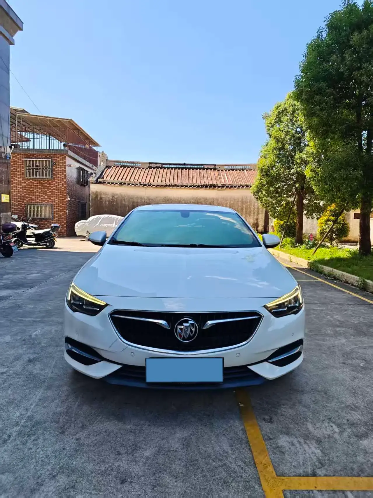 2019 BUICK REGAL thumbnail 2