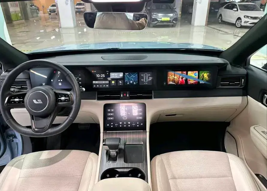 2021 LI ONE thumbnail 3