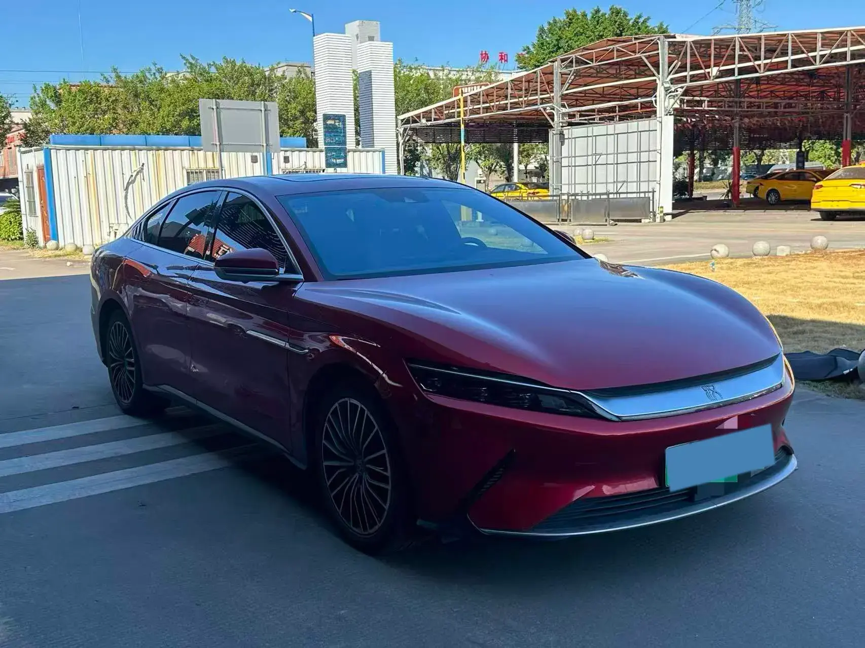 2021 BYD HAN thumbnail 2