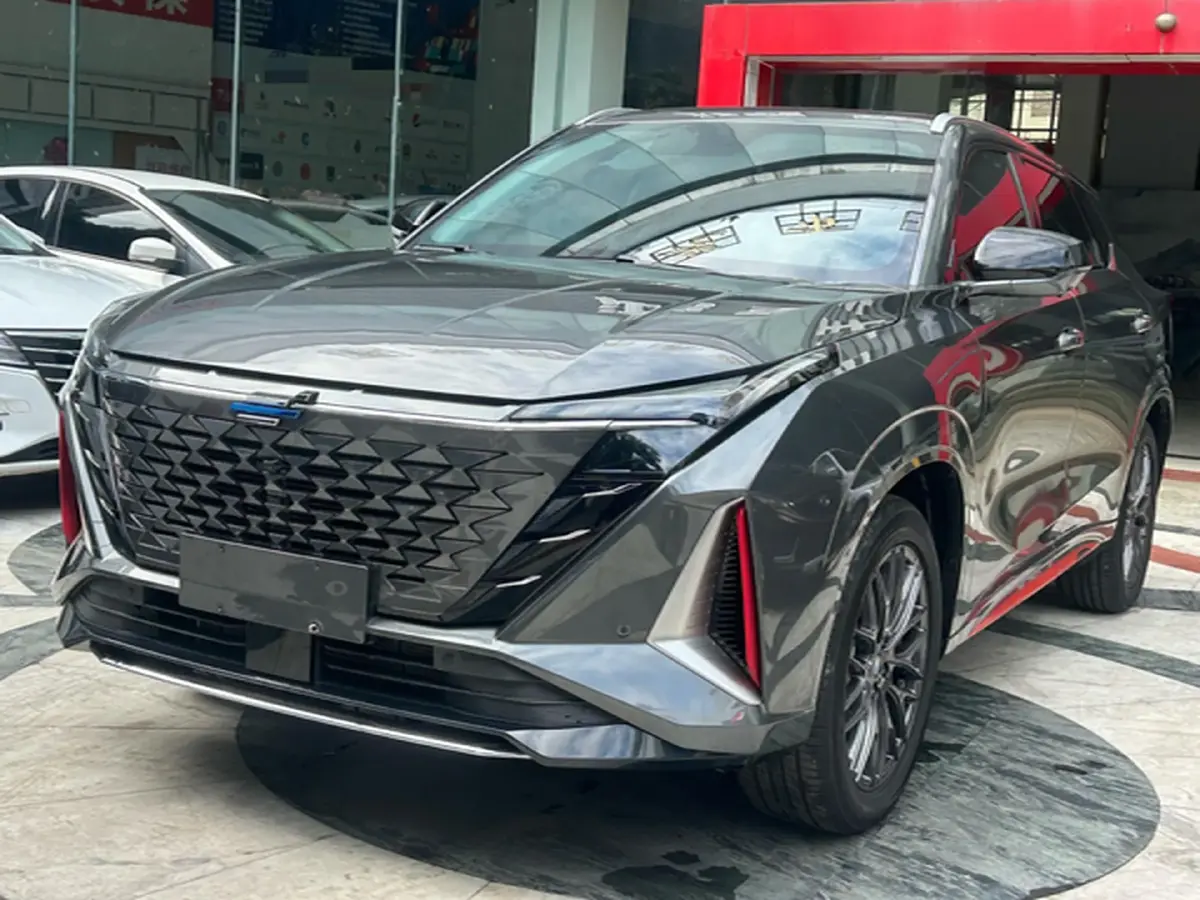 2023 ChangAn Oshan Z6 1.5T 188HP L4 7DCT