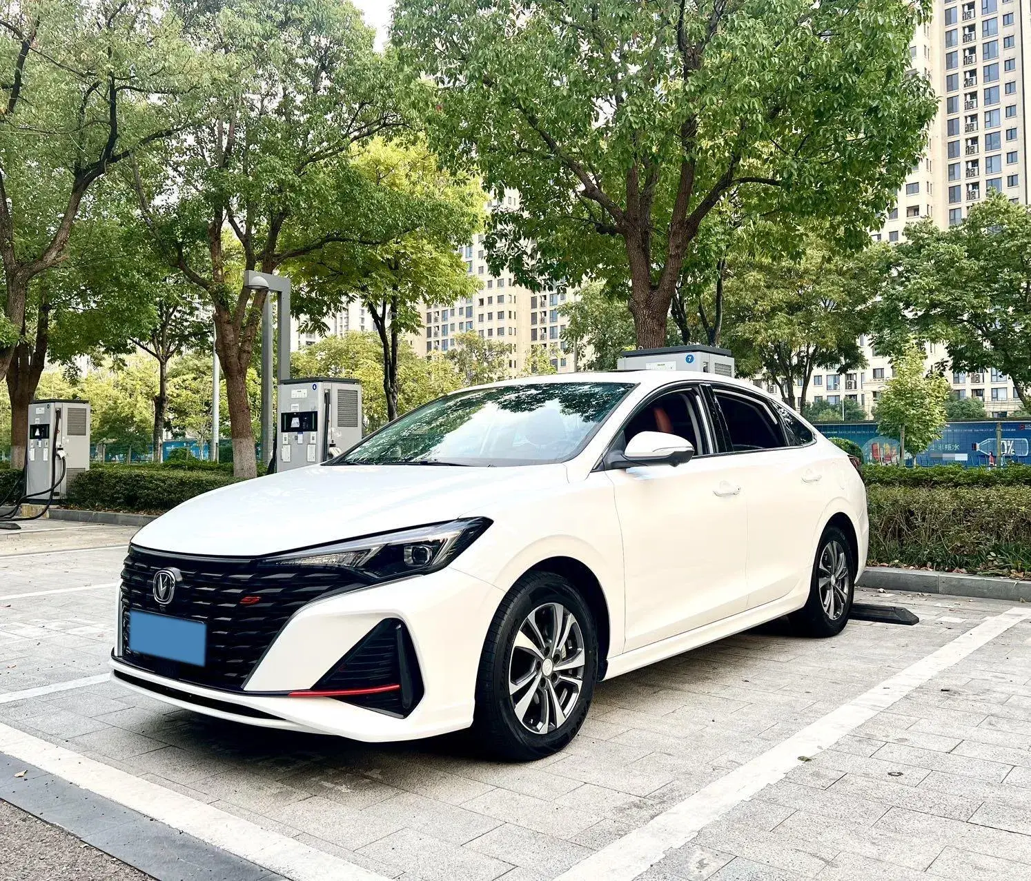 2022 CHANGAN EADO view 1