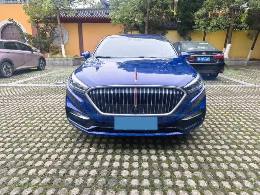2020 HONGQI H5 thumbnail 2