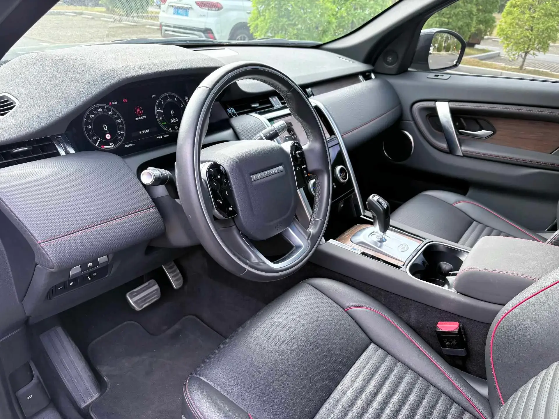 2021 LAND ROVER thumbnail 3