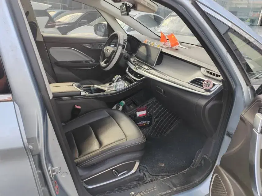 2021 GEELY JIAJI thumbnail 4