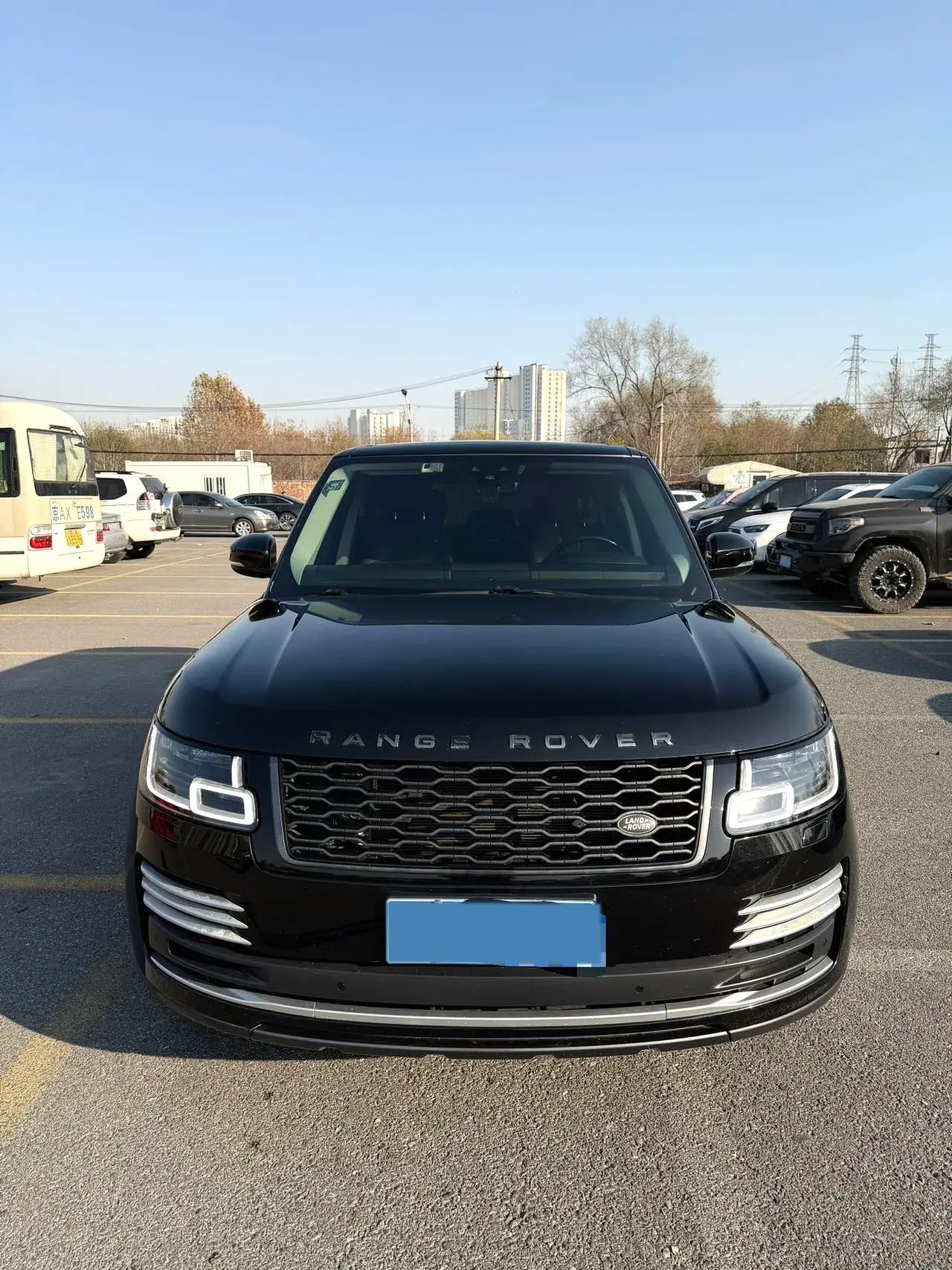 2019 LAND ROVER thumbnail 2
