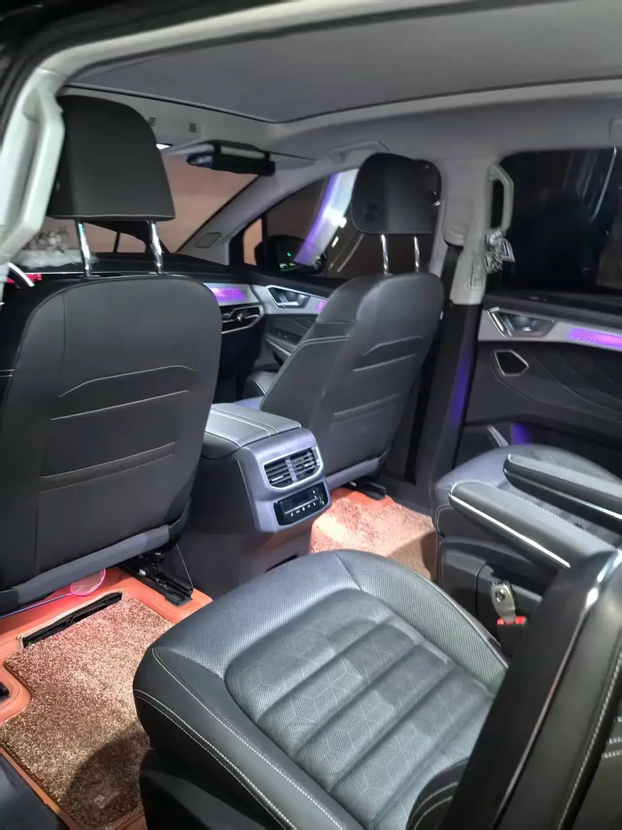 2021 VOLKSWAGEN TALAGON thumbnail 3