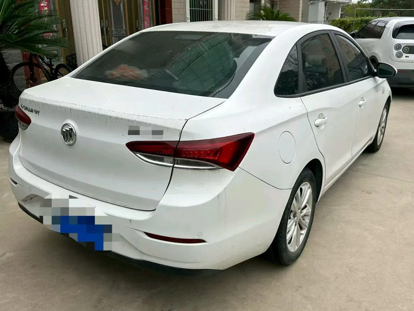 2020 BUICK REGAL thumbnail 2